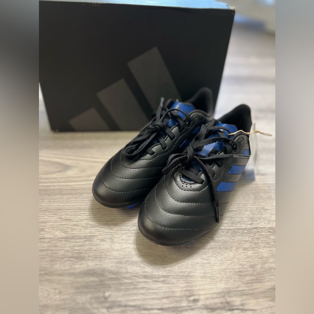 adidas Kids' Goletto VII Fg Soccer Cleats Size 3.5